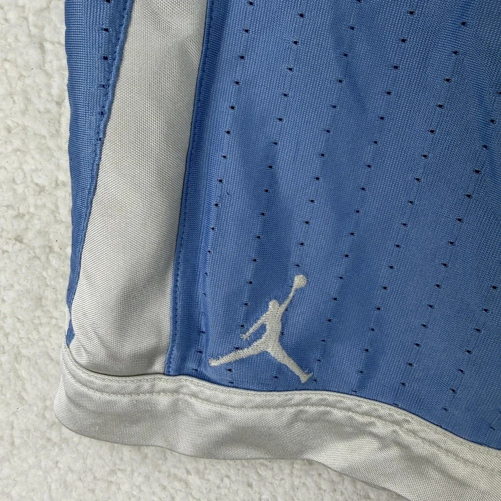 North Carolina Tar Heels Shorts Mens XL Blue NCAA Basketball Jordan Jumpman Mesh